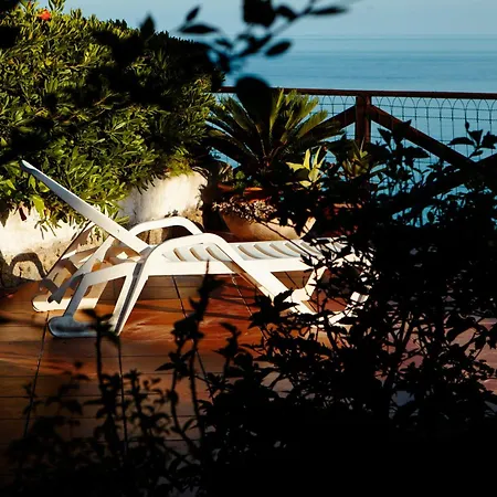 Arianna Villa Parghelia